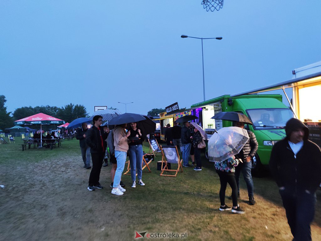 Festiwal Mocne Brzmienia i food trucki na plaży miejskiej [20.08.2021] - zdjęcie #29 - eOstroleka.pl