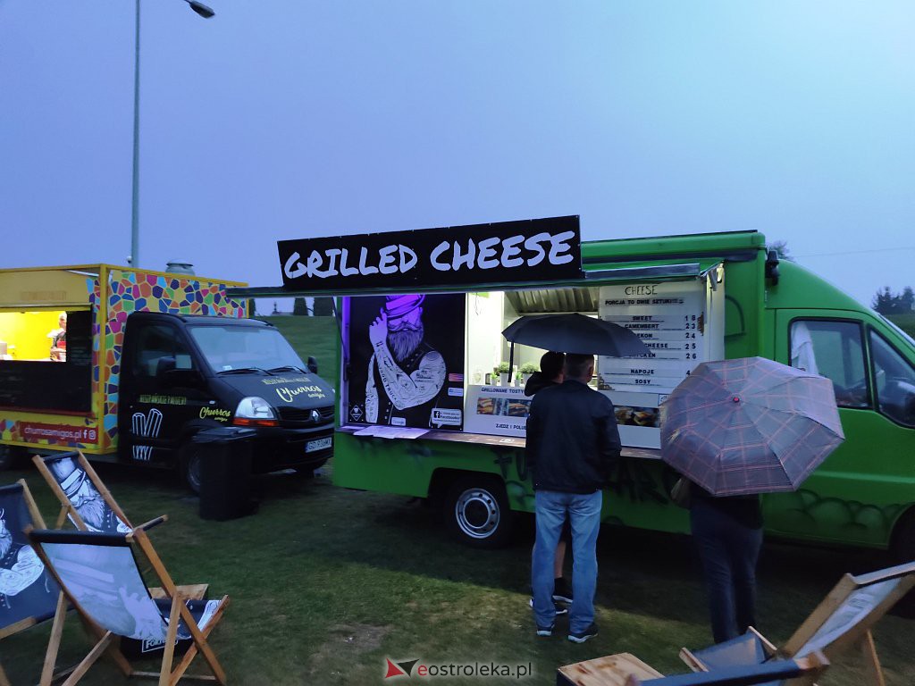 Festiwal Mocne Brzmienia i food trucki na plaży miejskiej [20.08.2021] - zdjęcie #31 - eOstroleka.pl