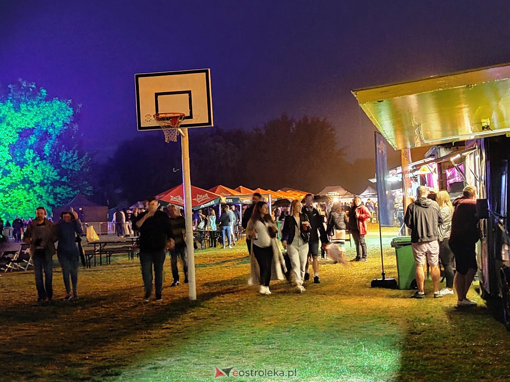 Festiwal Mocne Brzmienia i food trucki na plaży miejskiej [20.08.2021] - zdjęcie #65 - eOstroleka.pl