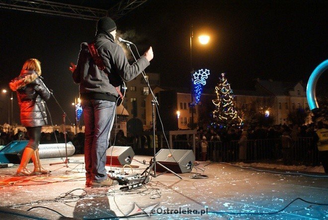 Sylwester miejski 2010/2011 (31.12.2010) - zdjęcie #28 - eOstroleka.pl