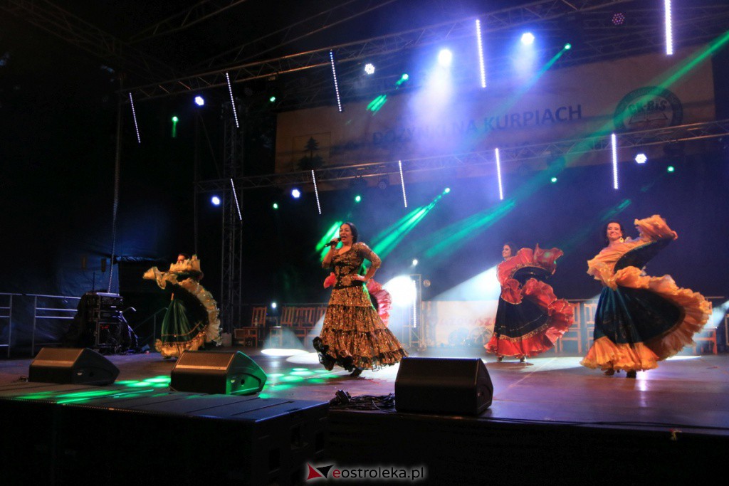 Patrycja Runo i tancerki na Dożynkach w Lelisie [22.08.2021] - zdjęcie #22 - eOstroleka.pl