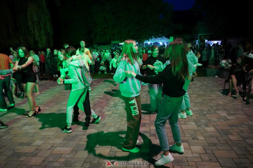 Gala Disco Polo w Troszynie. Casandra i 4Ever [22.08.2021] - zdjęcie #81 - eOstroleka.pl