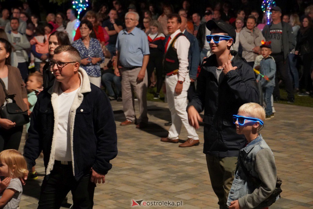 Gala Disco Polo w Troszynie. Casandra i 4Ever [22.08.2021] - zdjęcie #52 - eOstroleka.pl