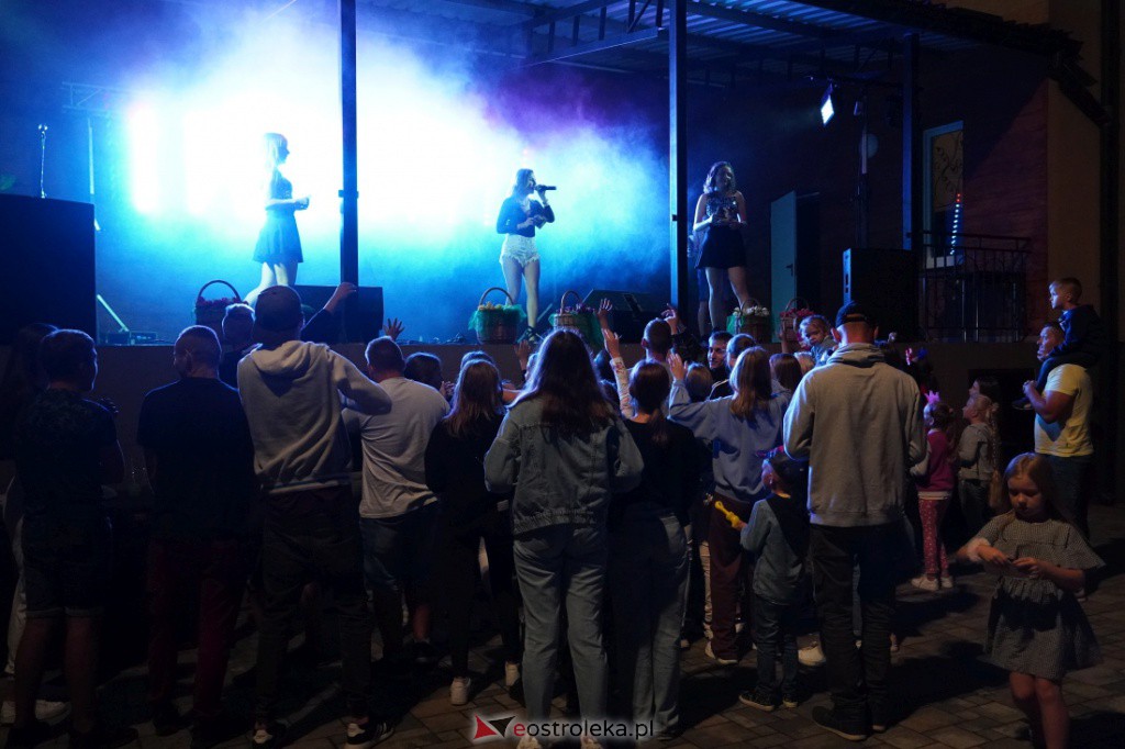 Gala Disco Polo w Troszynie. Casandra i 4Ever [22.08.2021] - zdjęcie #47 - eOstroleka.pl