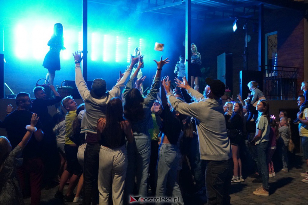 Gala Disco Polo w Troszynie. Casandra i 4Ever [22.08.2021] - zdjęcie #46 - eOstroleka.pl