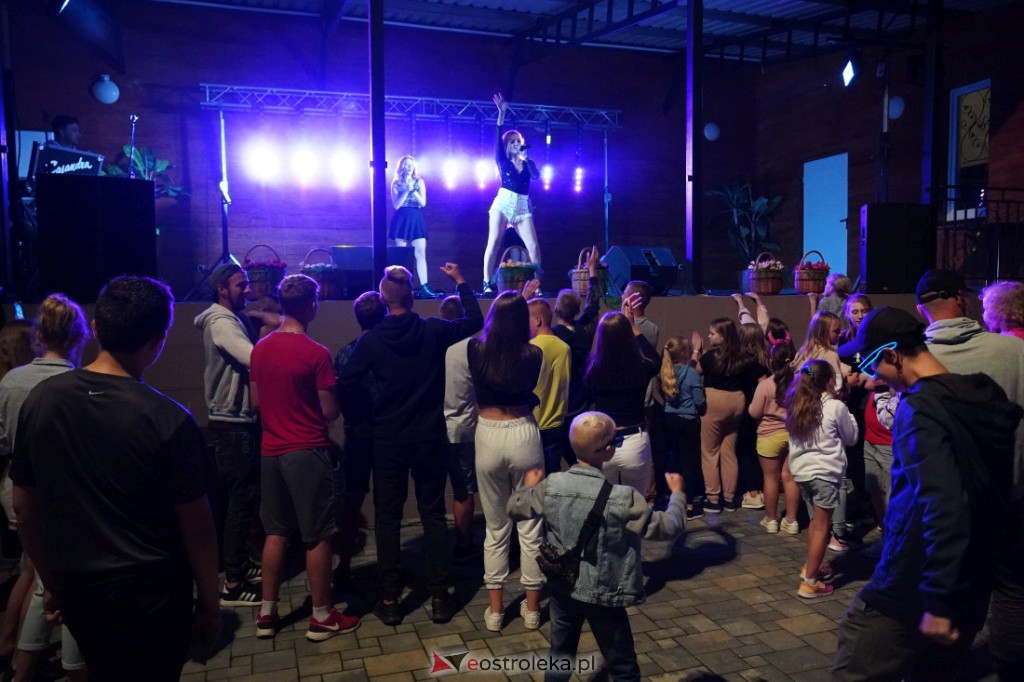 Gala Disco Polo w Troszynie. Casandra i 4Ever [22.08.2021] - zdjęcie #25 - eOstroleka.pl