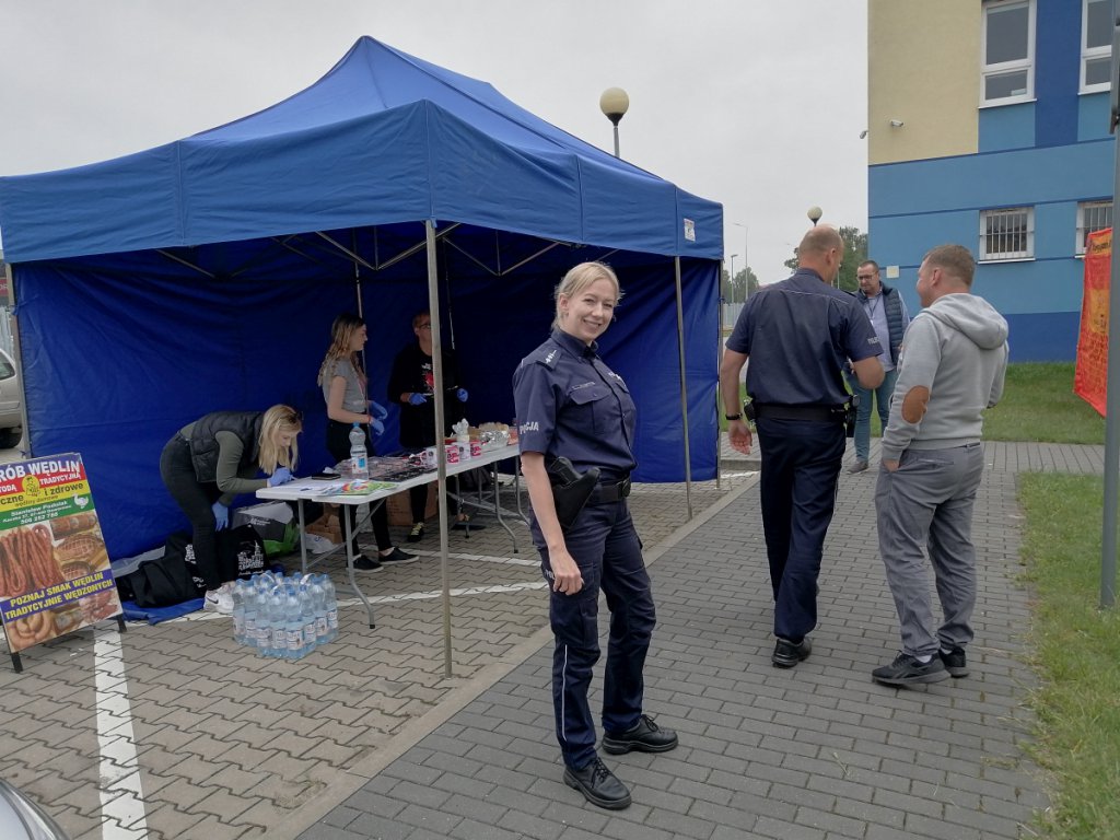 „Siła w jedności” - akcja krwiodawcza z ostrołęcką policją [27.08.2021] - zdjęcie #10 - eOstroleka.pl