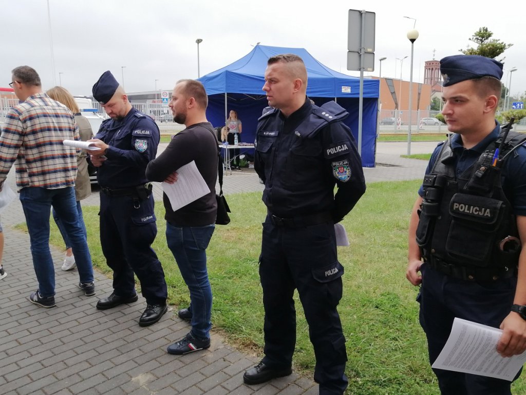 „Siła w jedności” - akcja krwiodawcza z ostrołęcką policją [27.08.2021] - zdjęcie #14 - eOstroleka.pl