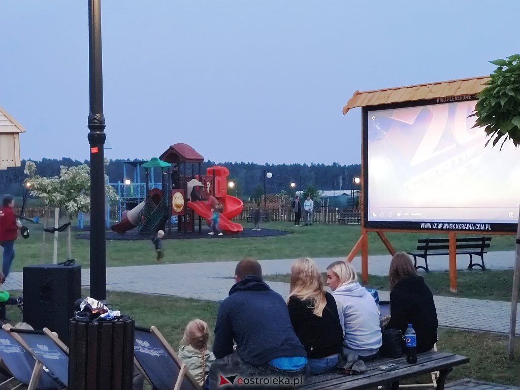 Kino letnie w Kurpiowskiej Krainie [27.08.2021] - zdjęcie #2 - eOstroleka.pl