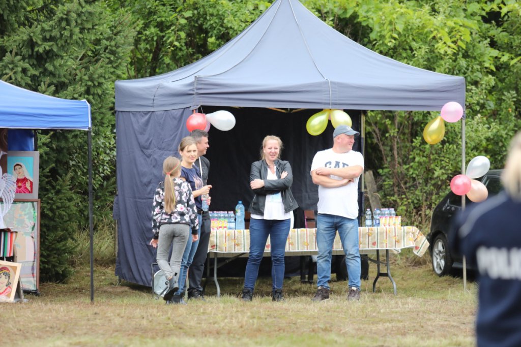 Piknik rodzinny na Osiedlu Łazek [28.08.2021] - zdjęcie #99 - eOstroleka.pl