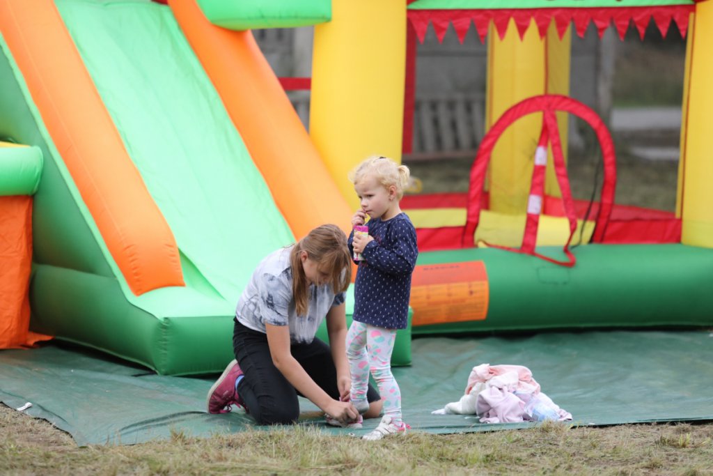Piknik rodzinny na Osiedlu Łazek [28.08.2021] - zdjęcie #89 - eOstroleka.pl