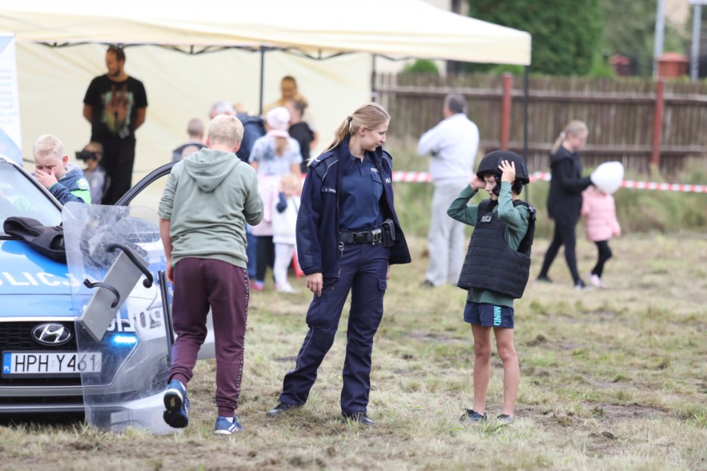 Piknik rodzinny na Osiedlu Łazek [28.08.2021] - zdjęcie #78 - eOstroleka.pl
