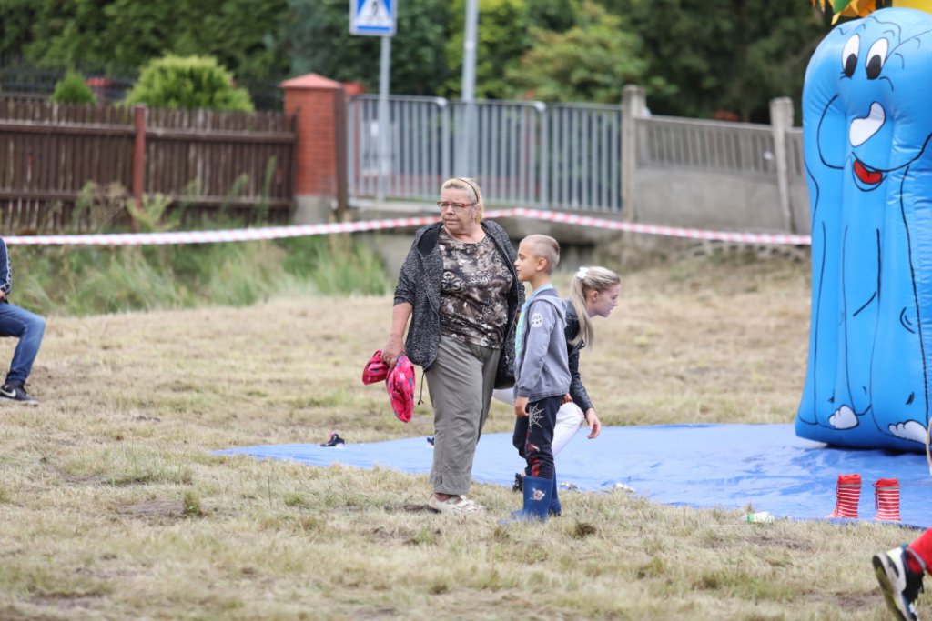 Piknik rodzinny na Osiedlu Łazek [28.08.2021] - zdjęcie #53 - eOstroleka.pl