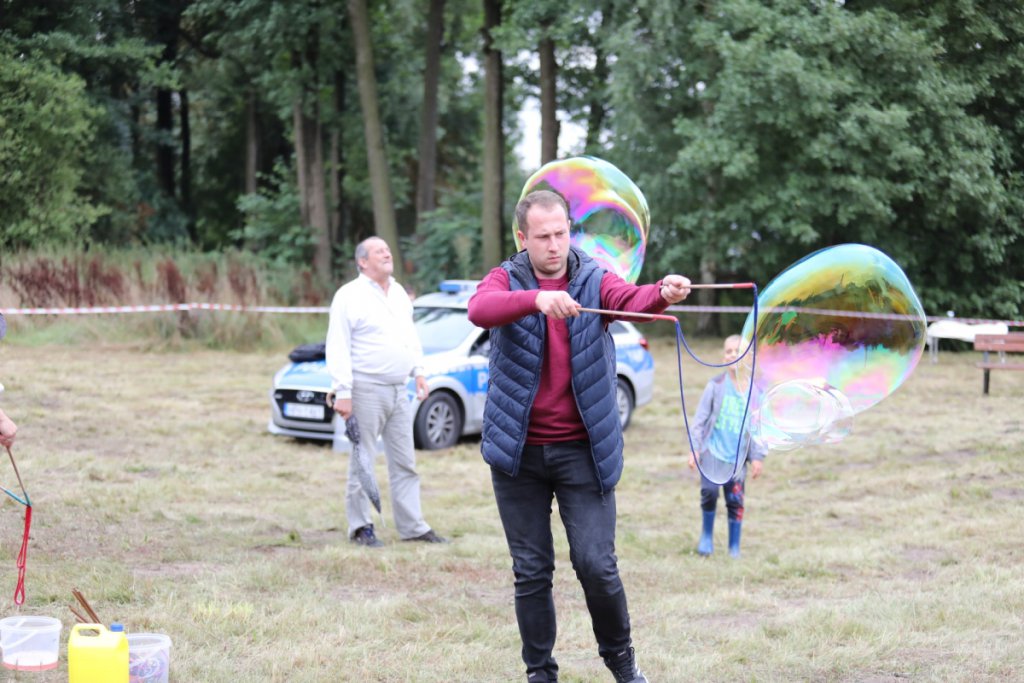 Piknik rodzinny na Osiedlu Łazek [28.08.2021] - zdjęcie #43 - eOstroleka.pl