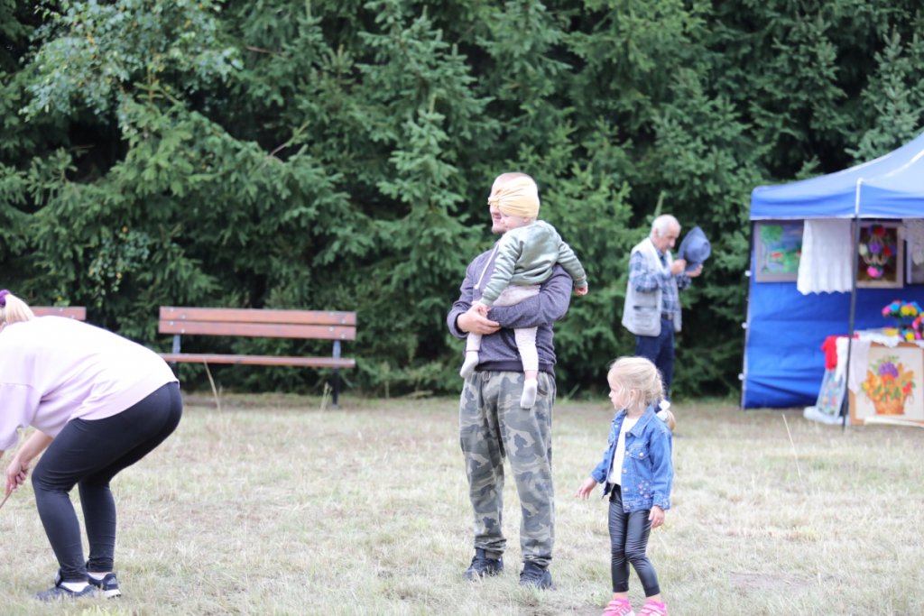 Piknik rodzinny na Osiedlu Łazek [28.08.2021] - zdjęcie #142 - eOstroleka.pl