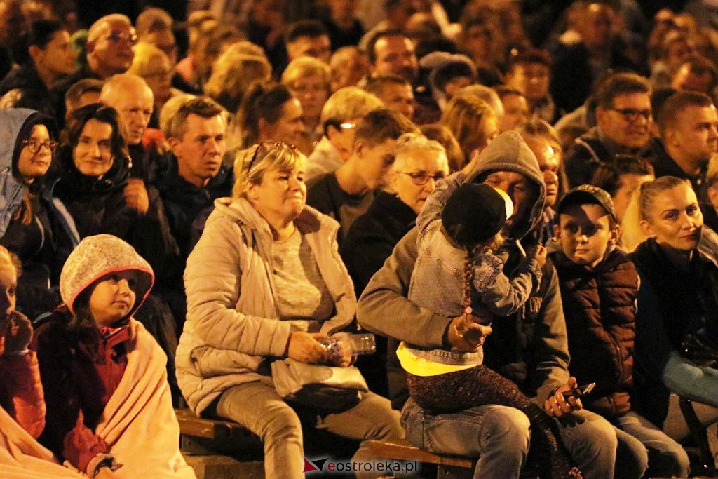 Miodobraniowa Noc Kabaretowa [28.08.2021] - zdjęcie #149 - eOstroleka.pl