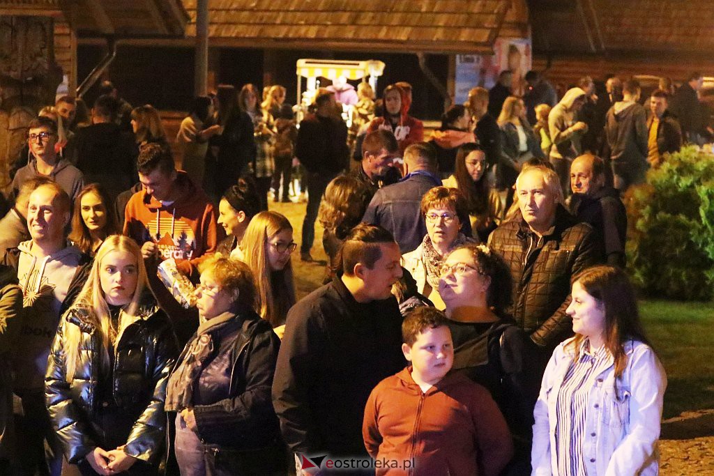 Miodobraniowa Noc Kabaretowa [28.08.2021] - zdjęcie #121 - eOstroleka.pl