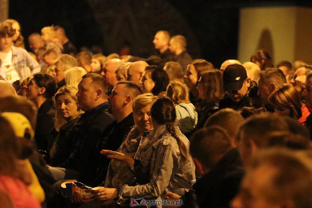 Miodobraniowa Noc Kabaretowa [28.08.2021] - zdjęcie #92 - eOstroleka.pl