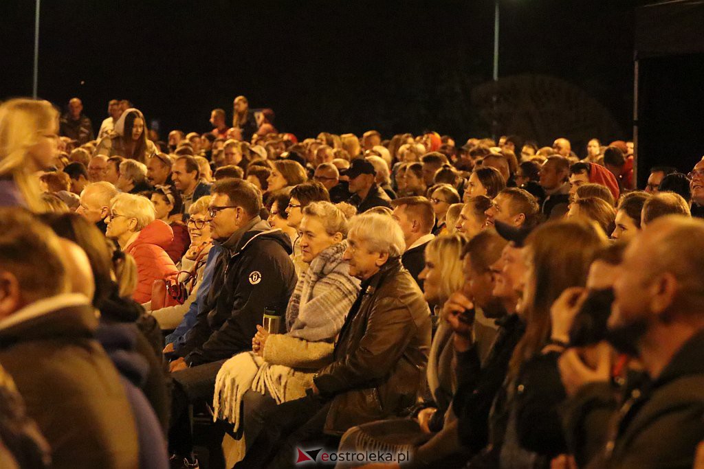 Miodobraniowa Noc Kabaretowa [28.08.2021] - zdjęcie #98 - eOstroleka.pl