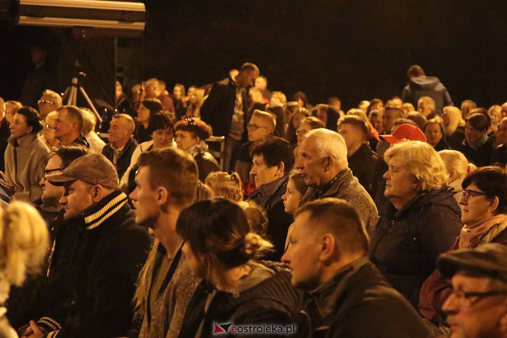 Miodobraniowa Noc Kabaretowa [28.08.2021] - zdjęcie #100 - eOstroleka.pl