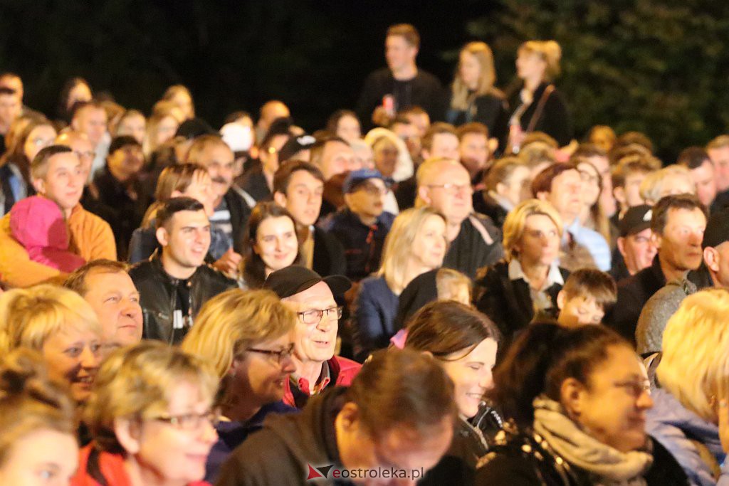 Miodobraniowa Noc Kabaretowa [28.08.2021] - zdjęcie #116 - eOstroleka.pl