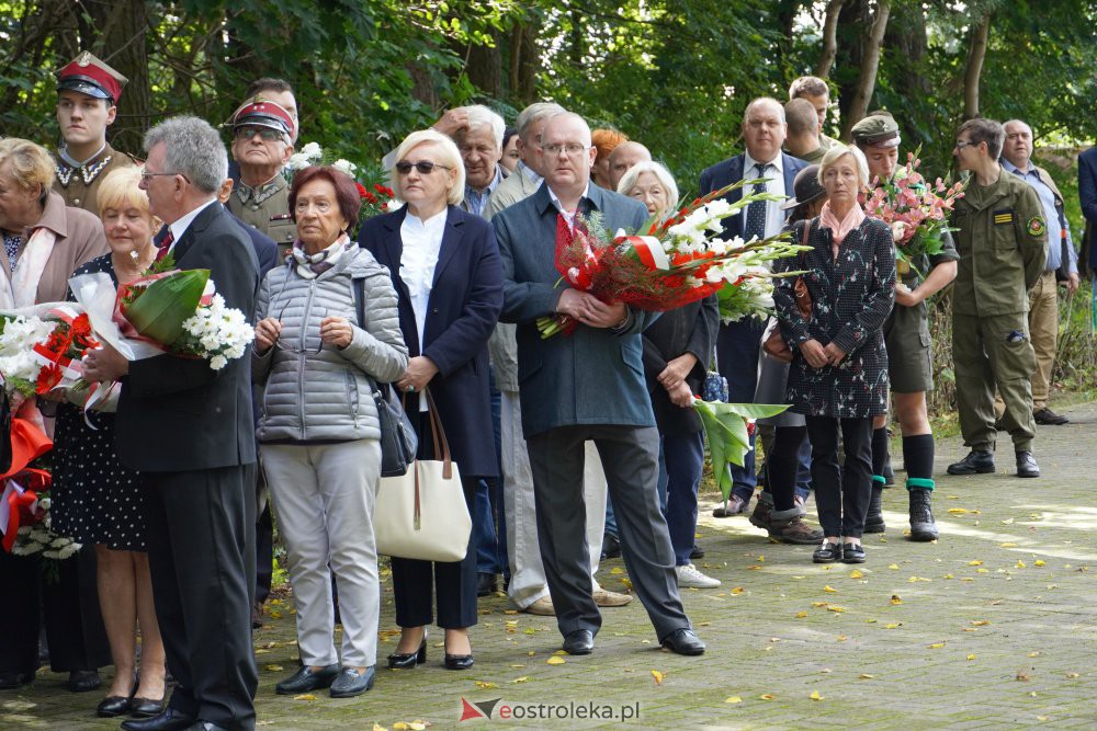 Miejskie obchody rocznicy wybuchu II Wojny Światowej [1.09.2021] - zdjęcie #4 - eOstroleka.pl
