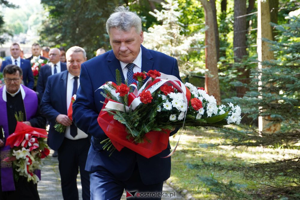 Miejskie obchody rocznicy wybuchu II Wojny Światowej [1.09.2021] - zdjęcie #38 - eOstroleka.pl