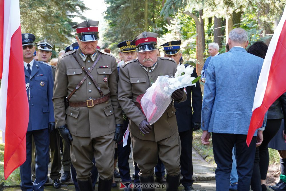 Miejskie obchody rocznicy wybuchu II Wojny Światowej [1.09.2021] - zdjęcie #56 - eOstroleka.pl