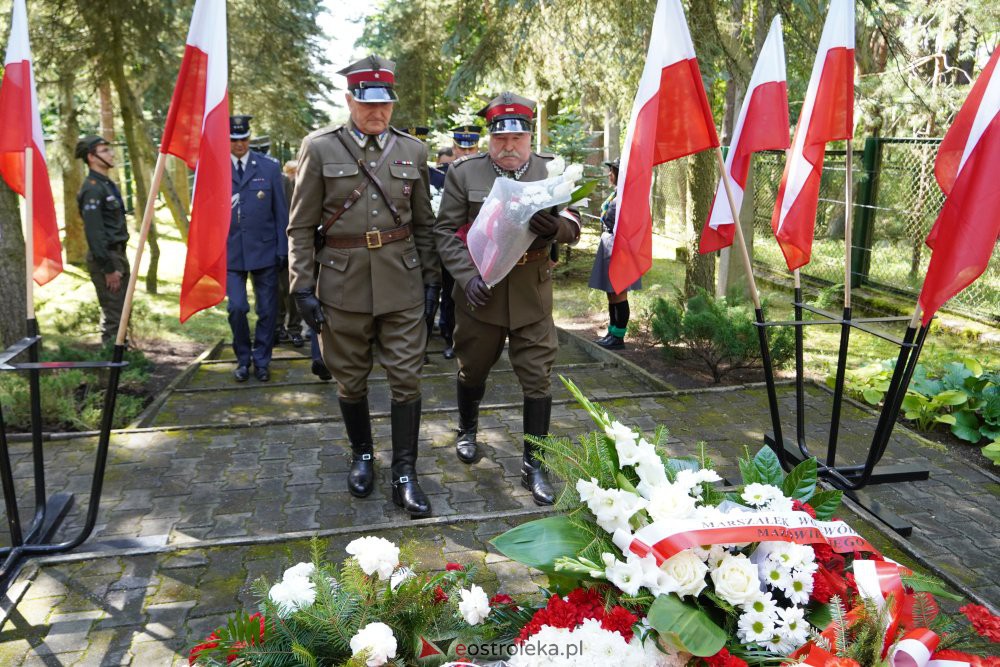 Miejskie obchody rocznicy wybuchu II Wojny Światowej [1.09.2021] - zdjęcie #57 - eOstroleka.pl