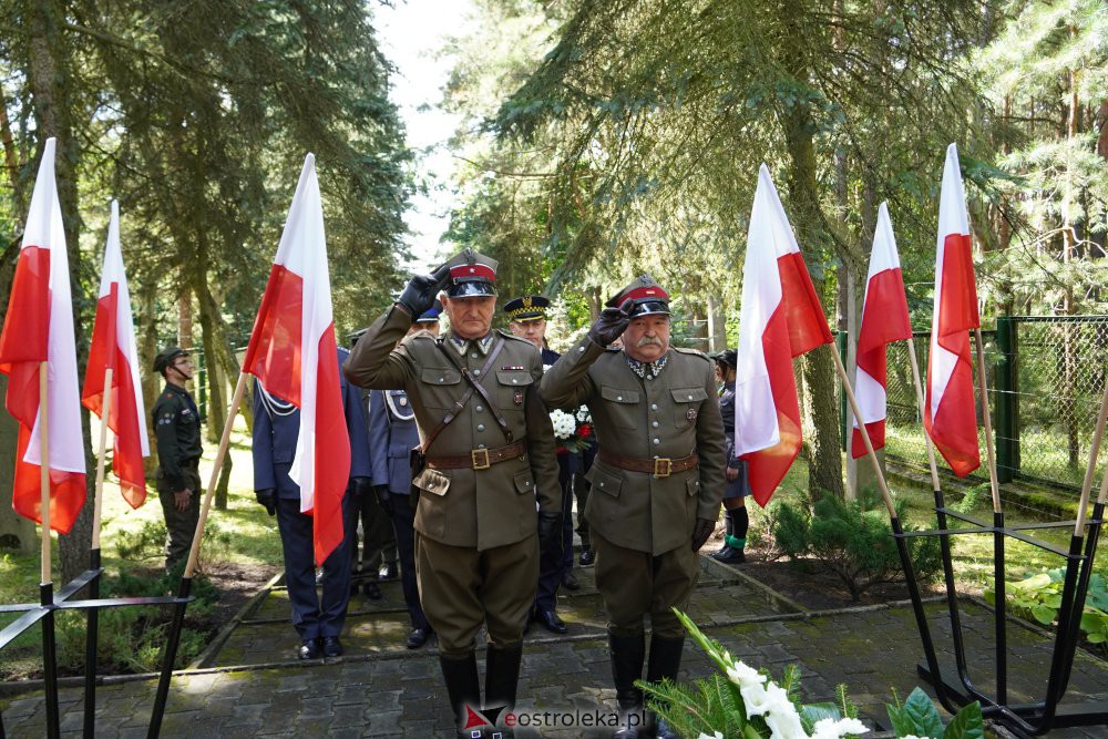 Miejskie obchody rocznicy wybuchu II Wojny Światowej [1.09.2021] - zdjęcie #59 - eOstroleka.pl