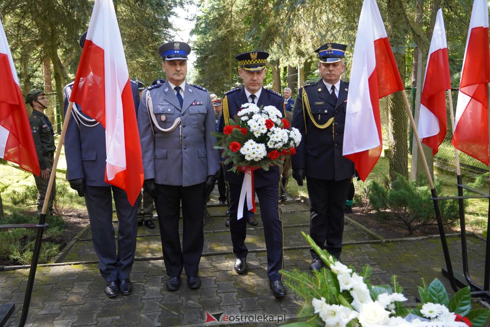 Miejskie obchody rocznicy wybuchu II Wojny Światowej [1.09.2021] - zdjęcie #62 - eOstroleka.pl
