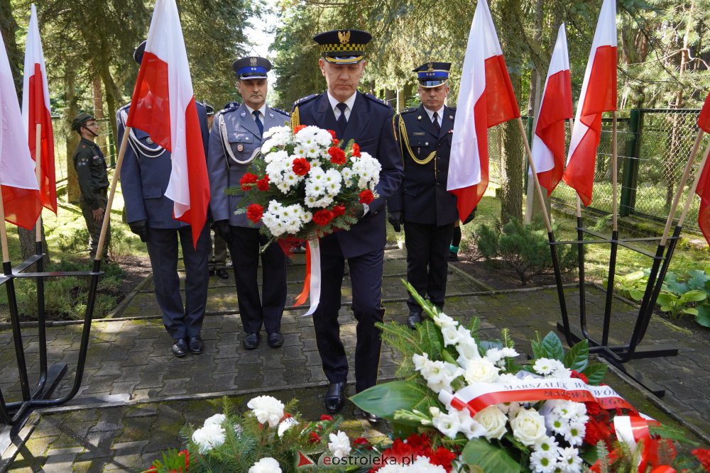 Miejskie obchody rocznicy wybuchu II Wojny Światowej [1.09.2021] - zdjęcie #63 - eOstroleka.pl