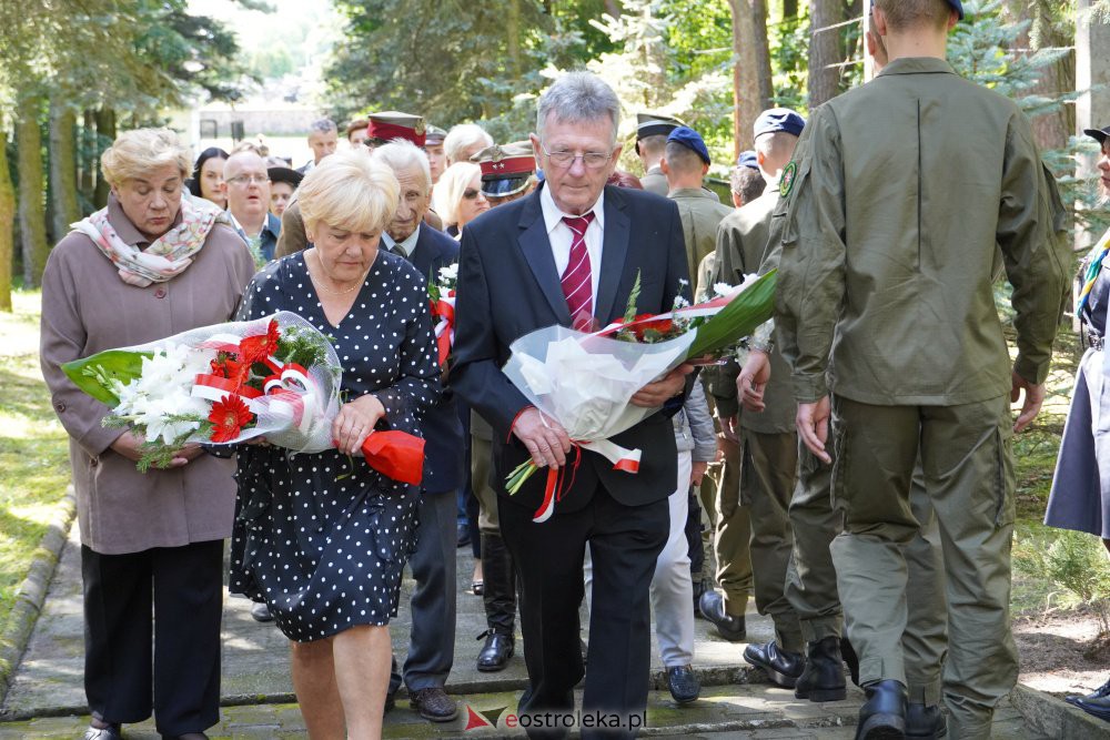 Miejskie obchody rocznicy wybuchu II Wojny Światowej [1.09.2021] - zdjęcie #67 - eOstroleka.pl