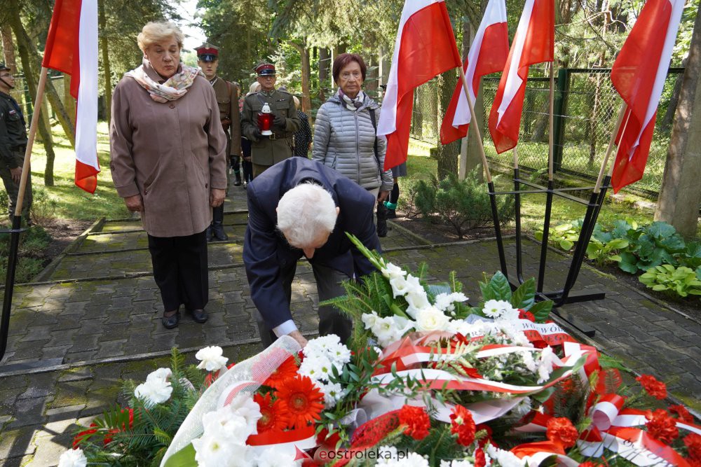 Miejskie obchody rocznicy wybuchu II Wojny Światowej [1.09.2021] - zdjęcie #74 - eOstroleka.pl
