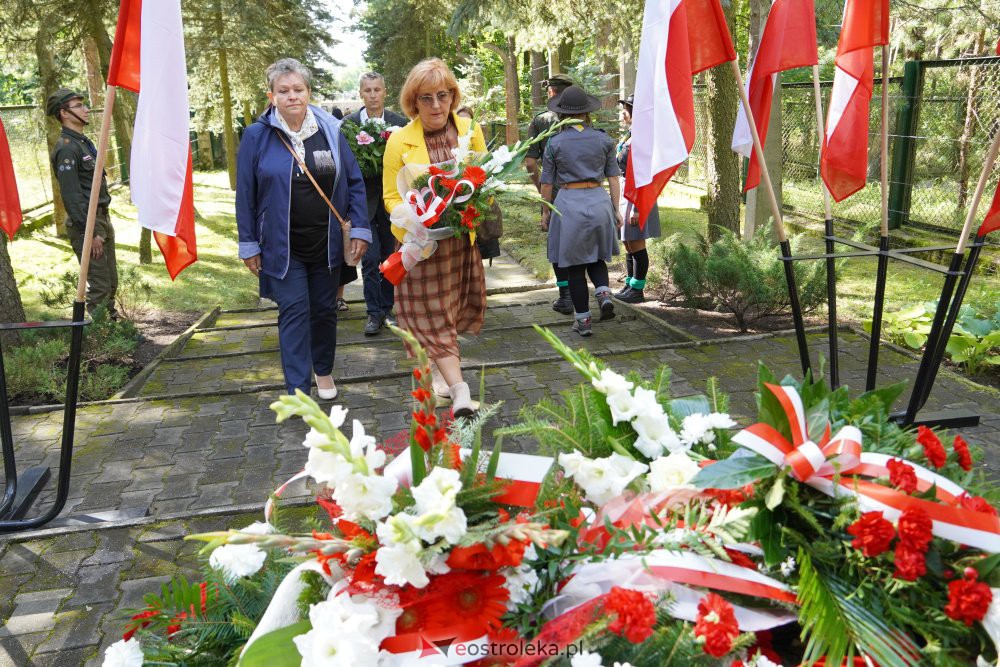 Miejskie obchody rocznicy wybuchu II Wojny Światowej [1.09.2021] - zdjęcie #14 - eOstroleka.pl