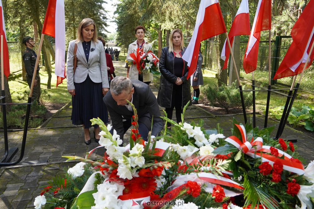 Miejskie obchody rocznicy wybuchu II Wojny Światowej [1.09.2021] - zdjęcie #10 - eOstroleka.pl