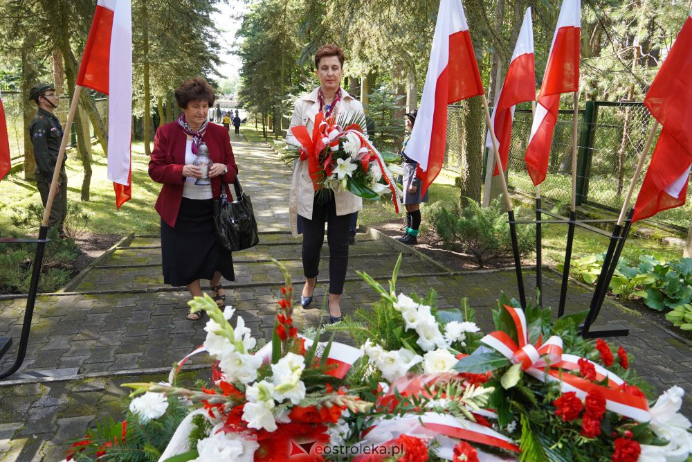 Miejskie obchody rocznicy wybuchu II Wojny Światowej [1.09.2021] - zdjęcie #8 - eOstroleka.pl