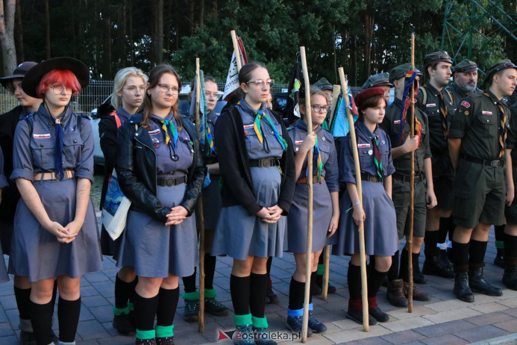Samorządowcy oddali hołd mieszkańcom Ostrołęki poległym w II Wojnie Światowej [01.09.2021] - zdjęcie #42 - eOstroleka.pl