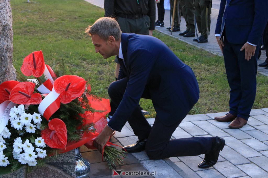Samorządowcy oddali hołd mieszkańcom Ostrołęki poległym w II Wojnie Światowej [01.09.2021] - zdjęcie #52 - eOstroleka.pl