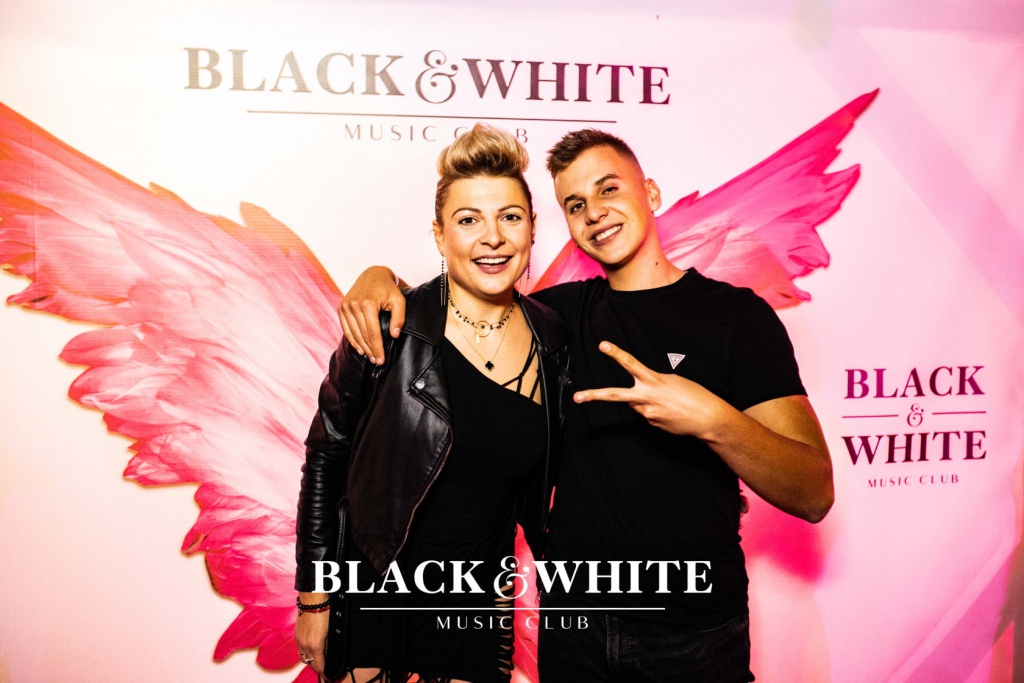 Piękni i Młodzi w Clubie Black&White [27.08.2021] - zdjęcie #10 - eOstroleka.pl