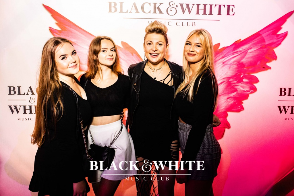 Piękni i Młodzi w Clubie Black&White [27.08.2021] - zdjęcie #65 - eOstroleka.pl