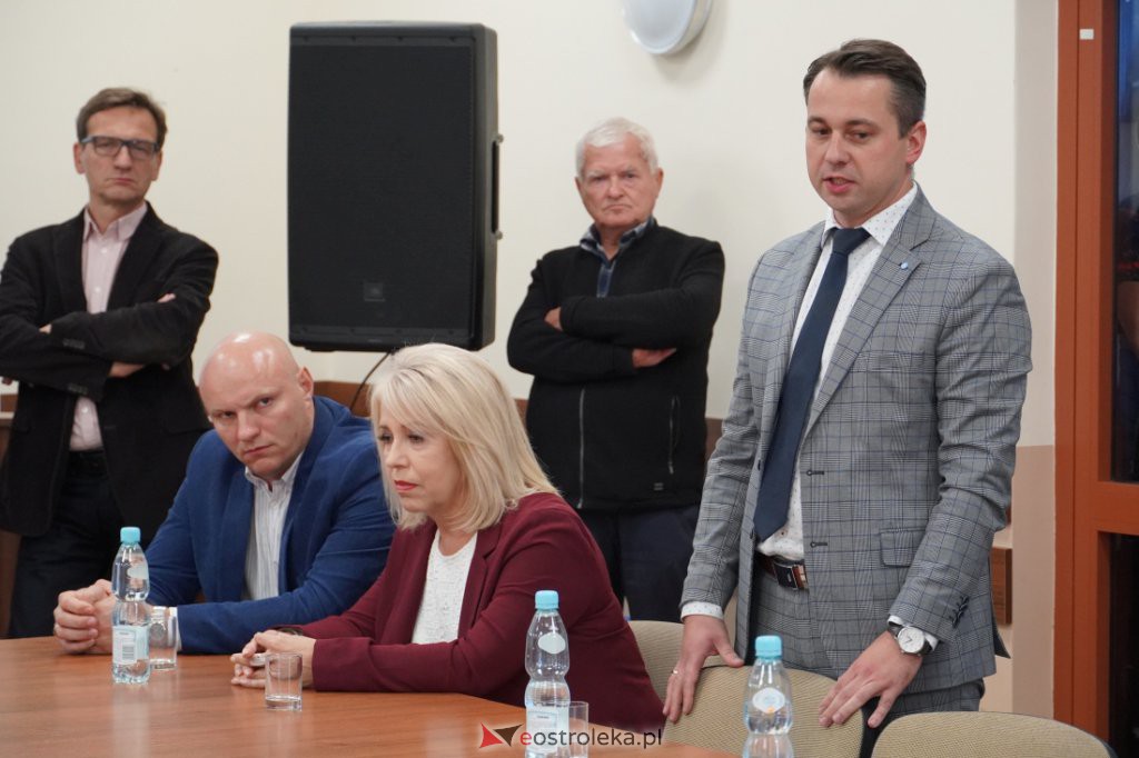 Spotkanie przedstawicieli MPK z mieszkańcami Ław i Gowork [2.09.2021] - zdjęcie #19 - eOstroleka.pl