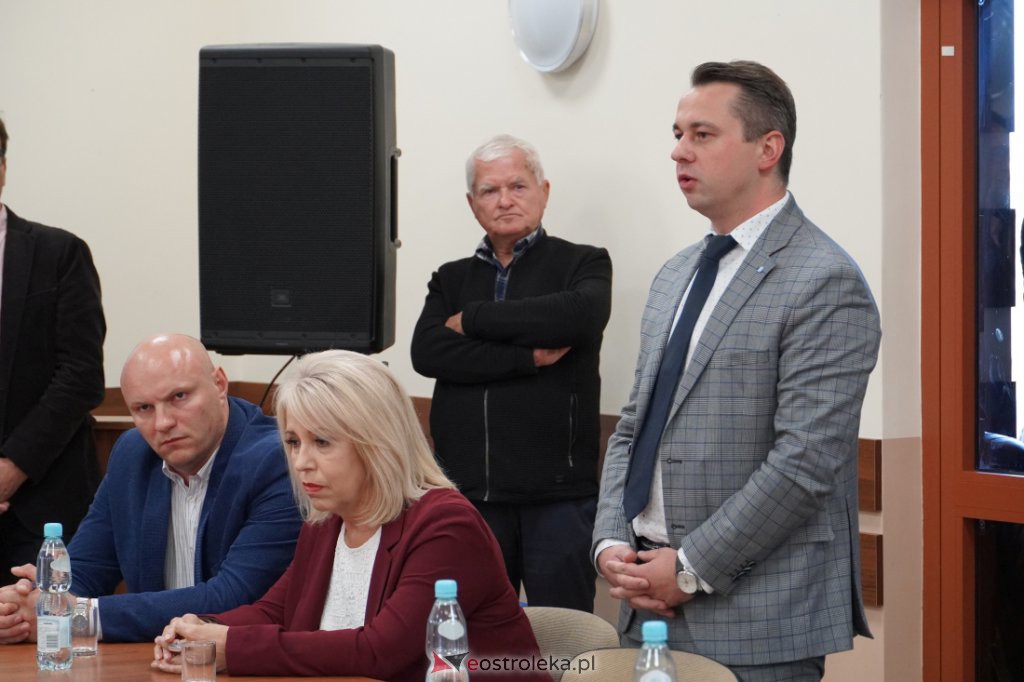 Spotkanie przedstawicieli MPK z mieszkańcami Ław i Gowork [2.09.2021] - zdjęcie #21 - eOstroleka.pl