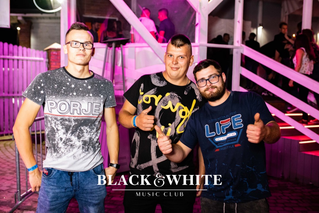 Pożegnanie wakacji w Clubie Black&White [28.08.2021] - zdjęcie #9 - eOstroleka.pl
