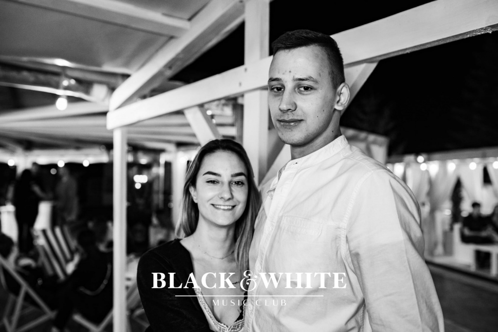 Pożegnanie wakacji w Clubie Black&White [28.08.2021] - zdjęcie #23 - eOstroleka.pl