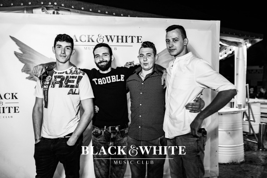 Pożegnanie wakacji w Clubie Black&White [28.08.2021] - zdjęcie #42 - eOstroleka.pl