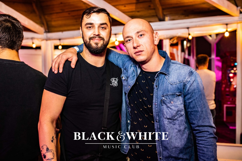 Pożegnanie wakacji w Clubie Black&White [28.08.2021] - zdjęcie #4 - eOstroleka.pl