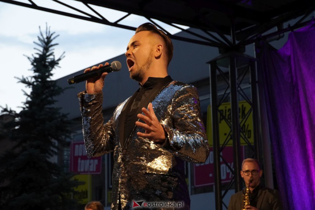 VI Festiwal Muzyczny Ostrołęckie Operalia. Świat bajek i musicali - koncert familijny [ZDJĘCIA] - zdjęcie #10 - eOstroleka.pl