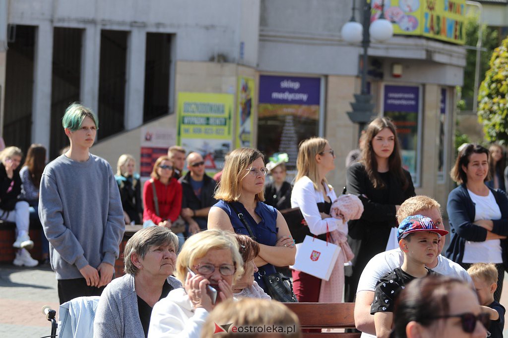 Narodowe Czytanie w Ostrołęce [04.09.2021] - zdjęcie #42 - eOstroleka.pl