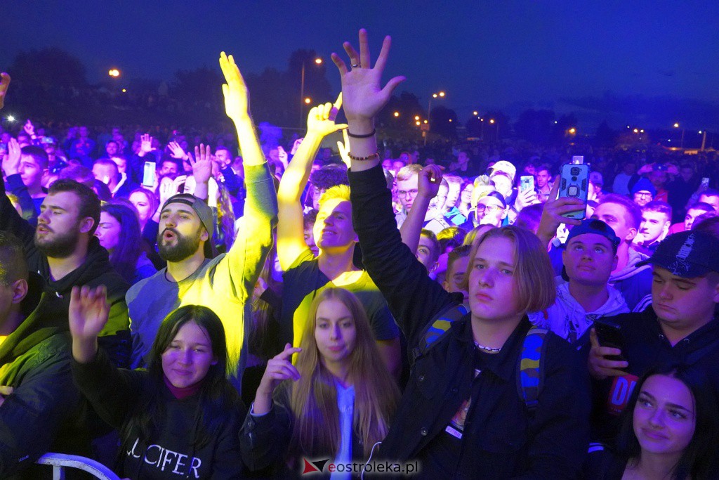 Młodzież dla Ostrołęki: KęKę i O.S.T.R. [04.09.2021] - zdjęcie #56 - eOstroleka.pl